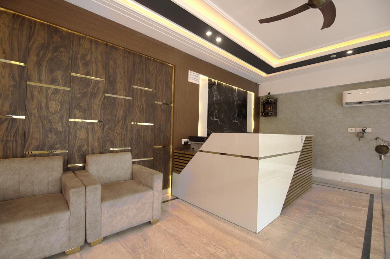 Hotel Del Inn By F9 Hotels - Near Igi Airport Ню Делхи Екстериор снимка