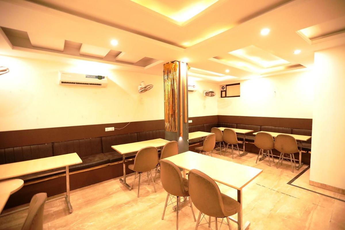 Hotel Del Inn By F9 Hotels - Near Igi Airport Ню Делхи Екстериор снимка
