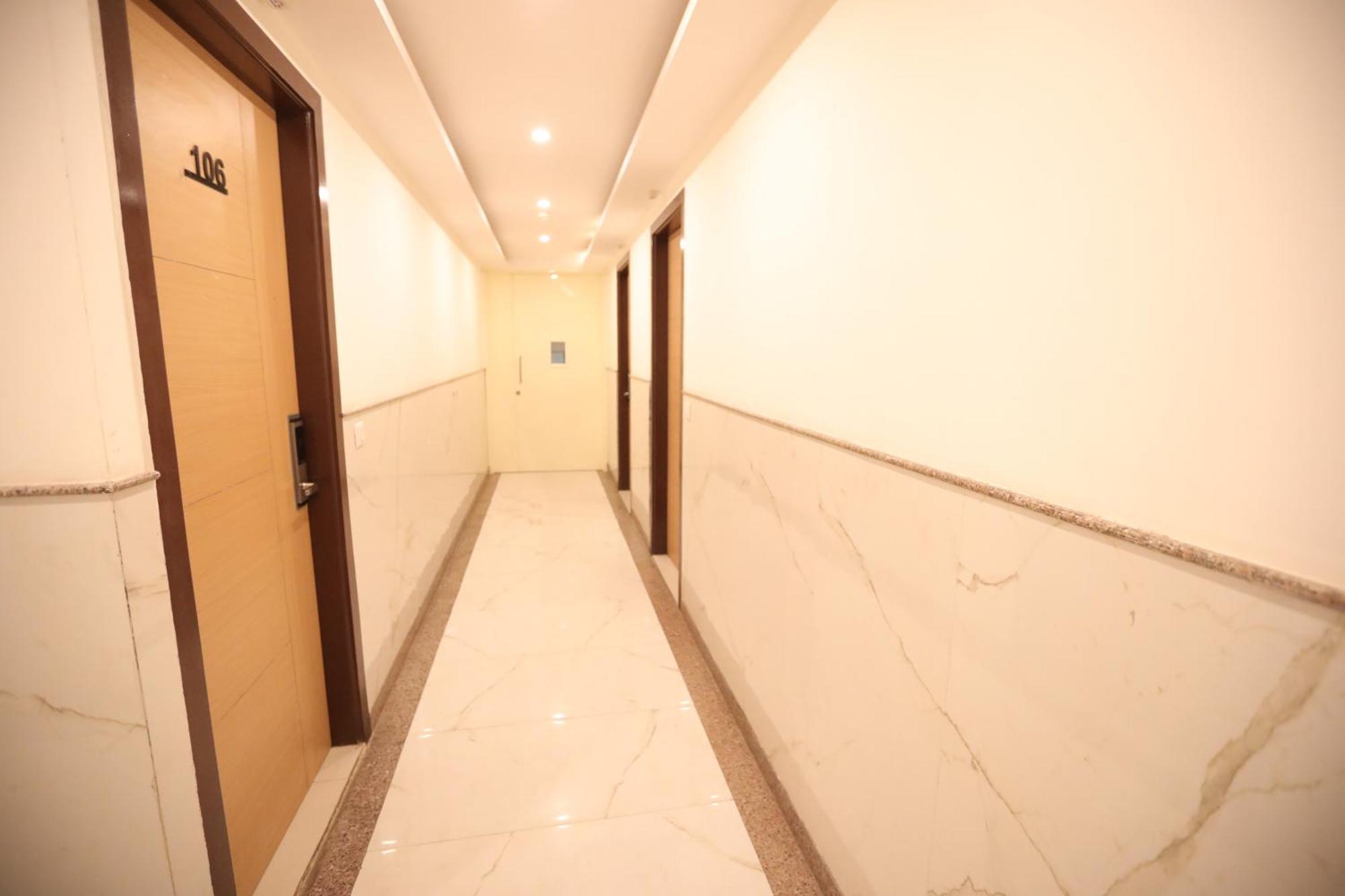 Hotel Del Inn By F9 Hotels - Near Igi Airport Ню Делхи Екстериор снимка